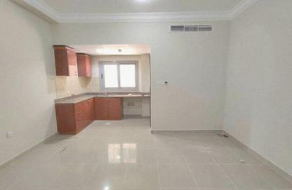 Apartment - Studio - 1 for rent in Fire Station Road - Muwaileh - Sharjah Apartment - Studio - 1 for rent in Fire Station Road - Muwaileh - Sharjah