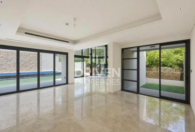 126573227 - Property Main Image