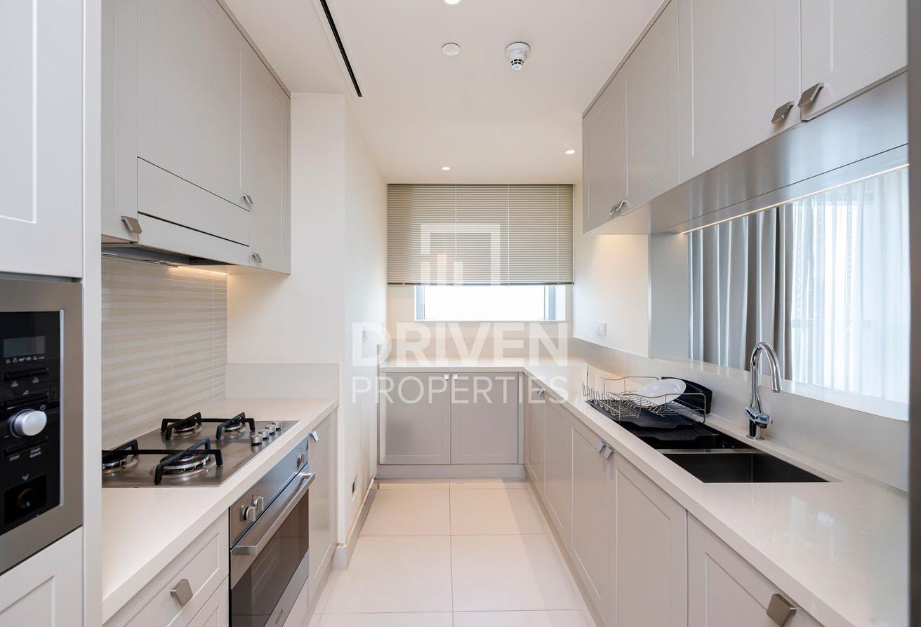 Full Fountains and Burj Khalifa View | High Floor photo 9
