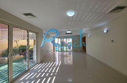 Villa - 4 Bedrooms - 5 Bathrooms for rent in Al Raha Gardens - Abu Dhabi