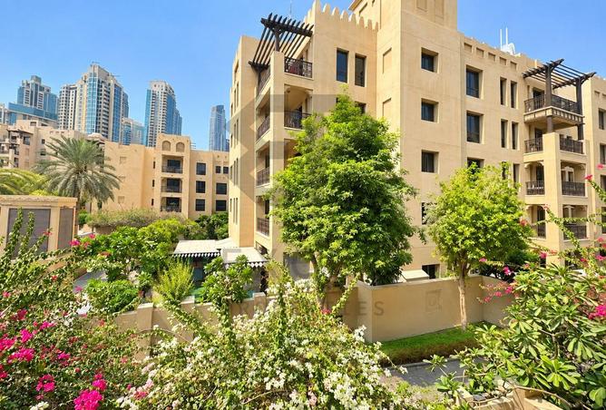 Spacious 1BR | Closed Kitchen | Call Now photo 2