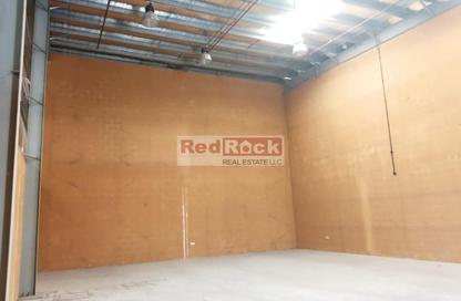 Warehouse - Studio - 1 for rent in Ras Al Khor Industrial 2 - Ras Al Khor - Dubai