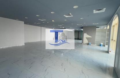 Office Space - Studio - 1 Bathroom for rent in Corniche Road - Abu Dhabi