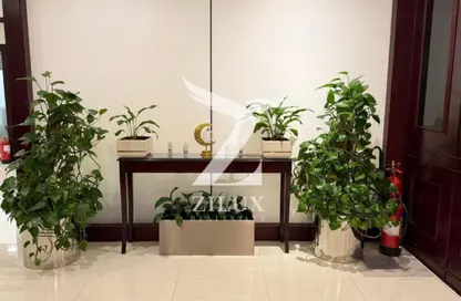 Office Space - 6 Bedrooms - 1 Bathroom for rent in Building 2 - Emaar Square - Downtown Dubai - Dubai