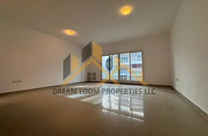 Apartment - 2 Bedrooms - 2 Bathrooms for rent in Tower 18 - Al Reef Downtown - Al Reef - Abu Dhabi Apartment - 2 Bedrooms - 2 Bathrooms for rent in Tower 18 - Al Reef Downtown - Al Reef - Abu Dhabi