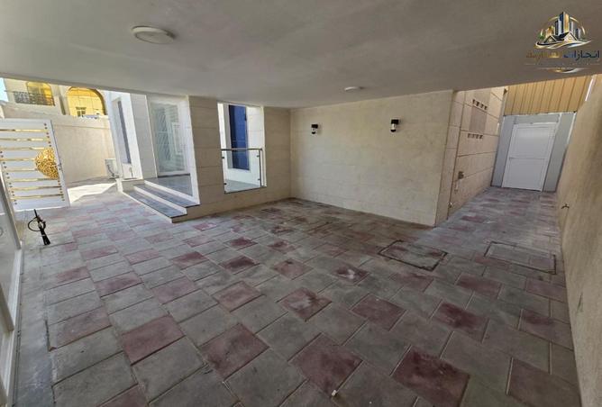 101272583 - Property Image 3