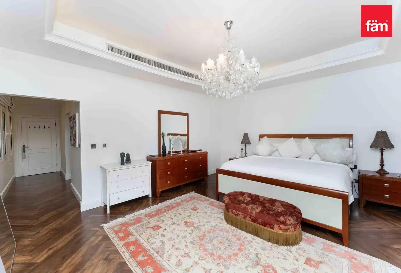 Upgraded | Spacious | Close To Amenities | Prime photo 14
