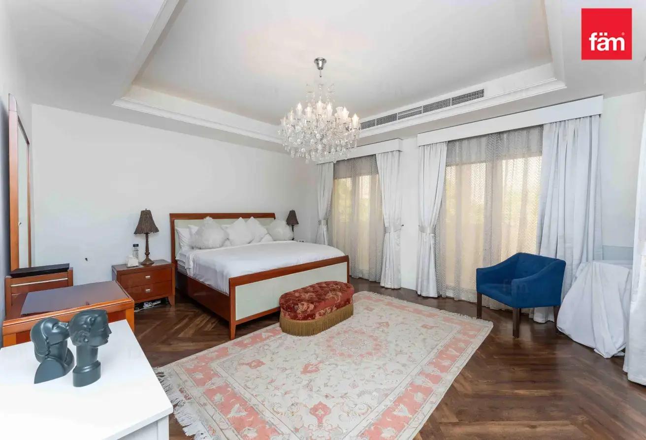Upgraded | Spacious | Close To Amenities | Prime photo 15
