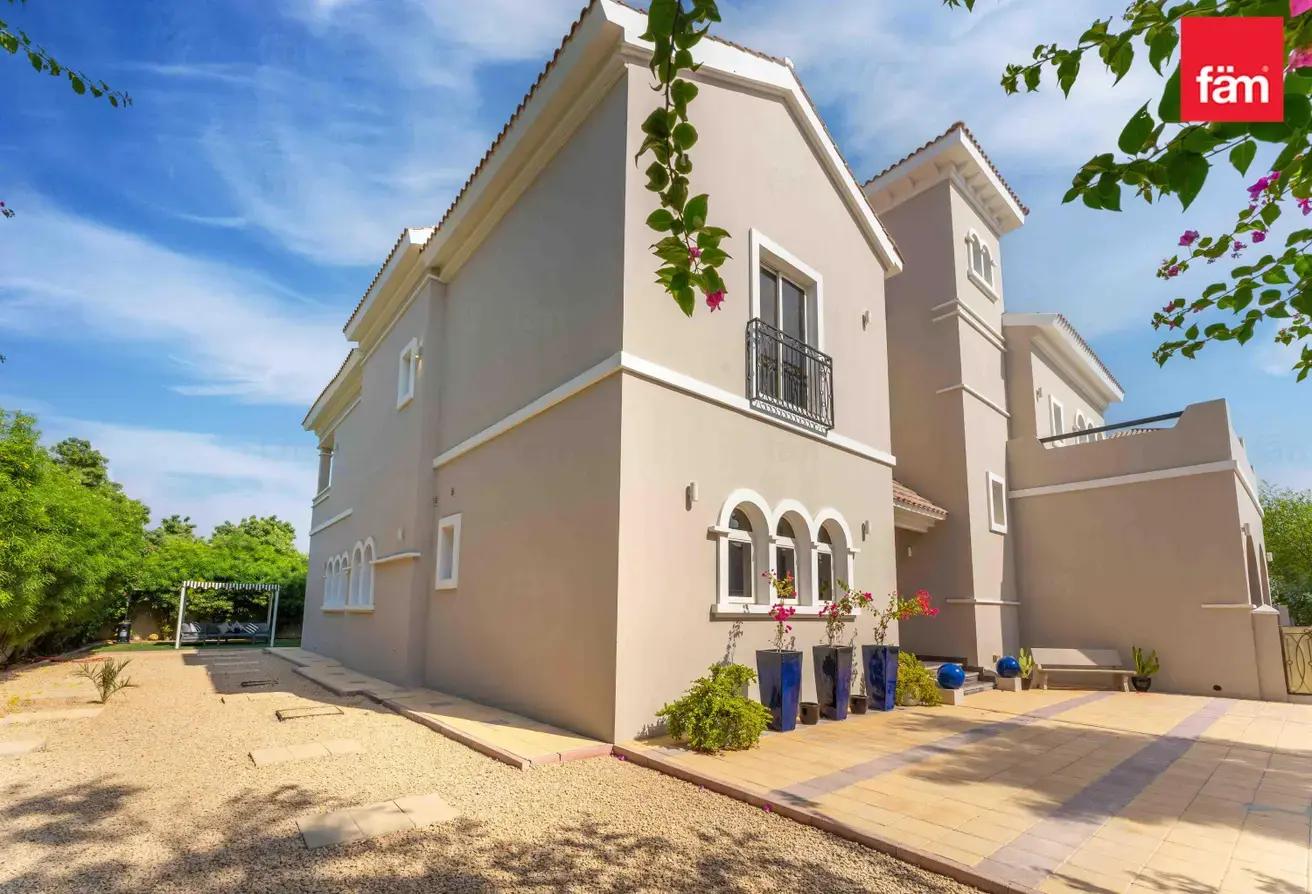 Upgraded | Spacious | Close To Amenities | Prime photo 23
