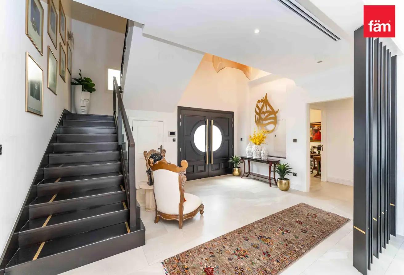 Upgraded | Spacious | Close To Amenities | Prime photo 8