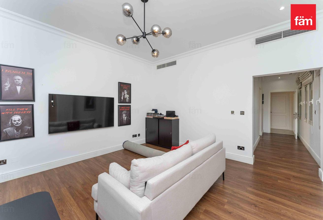 Upgraded | Spacious | Close To Amenities | Prime photo 11