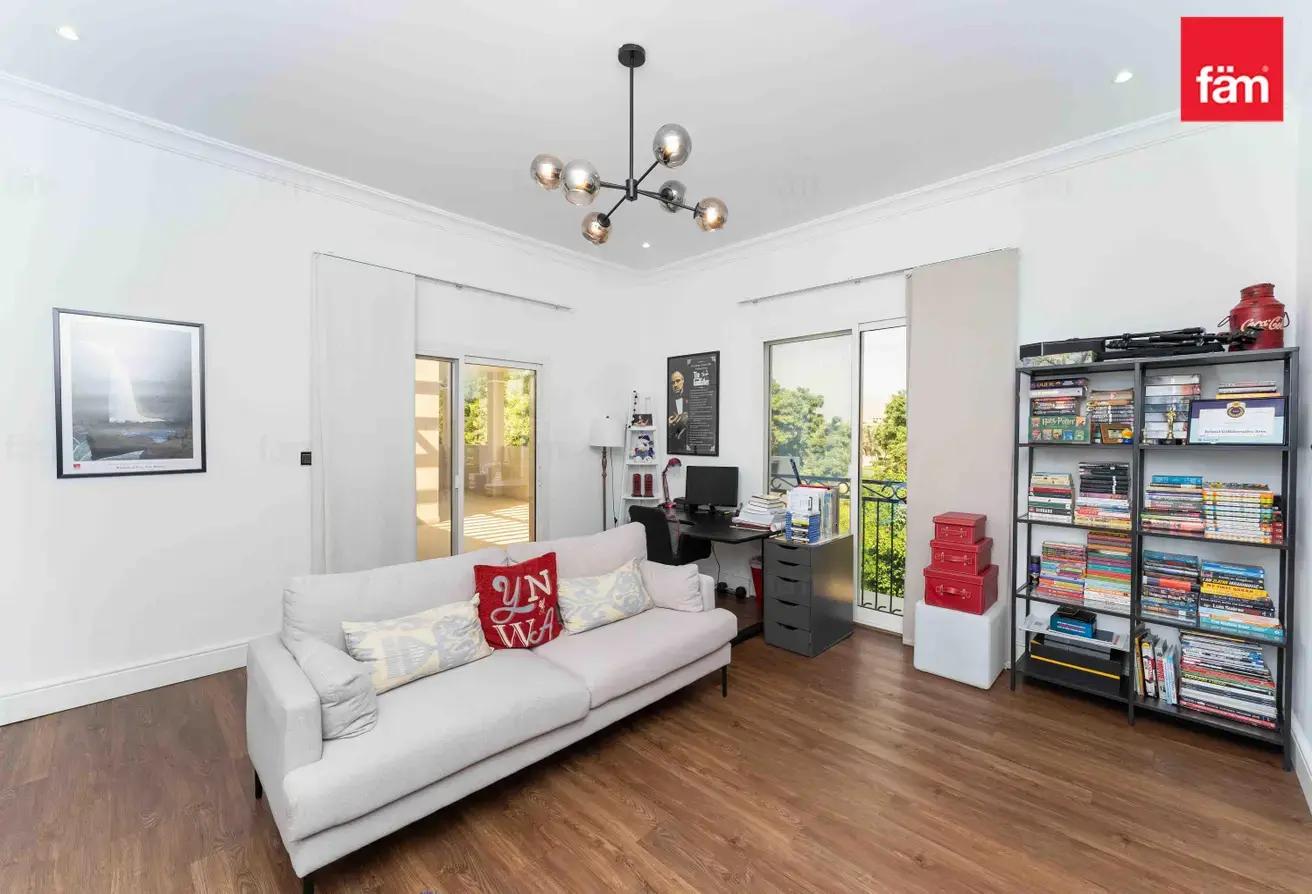 Upgraded | Spacious | Close To Amenities | Prime photo 10