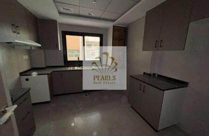 Apartment - 2 Bedrooms - 2 Bathrooms for rent in Al Rashidiya Towers - Al Rashidiya - Ajman Downtown - Ajman