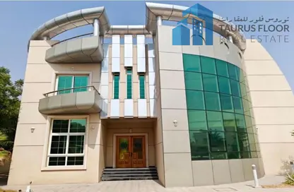 Villa - 4 Bedrooms - 5 Bathrooms for rent in Al Warqa'a 3 - Al Warqa'a - Dubai