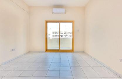 Apartment - Studio - 1 Bathroom for rent in Satwa Road - Al Satwa - Dubai