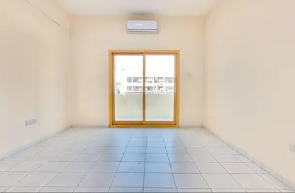 شقة - 1 حمام للايجار في شارع السطوة - السطوة - دبي