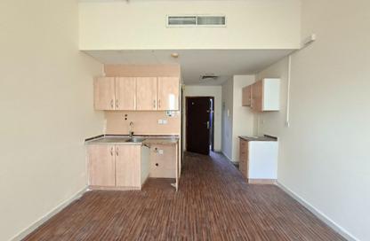 Apartment - Studio - 1 for rent in Muweileh Community - Muwaileh Commercial - Sharjah Apartment - Studio - 1 for rent in Muweileh Community - Muwaileh Commercial - Sharjah
