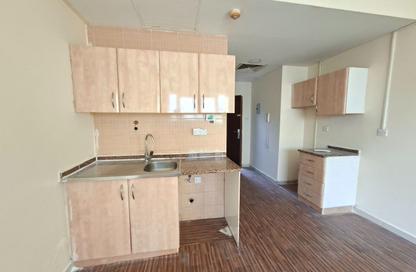 Apartment - Studio - 1 for rent in Muweileh Community - Muwaileh Commercial - Sharjah