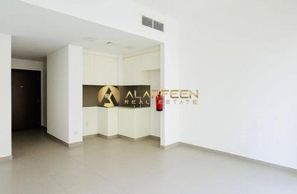 Apartment - Studio - 1 for rent in Hayat Boulevard 2B - Hayat Boulevard 2 - Hayat Boulevard - Town Square - Dubai