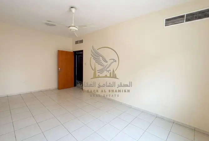 137875405 - Property Image 2