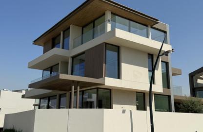 Villa - 4 Bedrooms - 5 Bathrooms for sale in Nad Al Sheba Gardens 3 - Nad Al Sheba Gardens - Nad Al Sheba 1 - Nad Al Sheba - Dubai