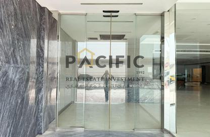 Office Space - Studio - 2 Bathrooms for rent in Sheikh Zayed Road - Dubai