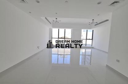 Apartment - 2 - 3 for rent in Ameer Bu Khamseen Tower - Al Majaz 3 - Al Majaz - Sharjah Apartment - 2 - 3 for rent in Ameer Bu Khamseen Tower - Al Majaz 3 - Al Majaz - Sharjah