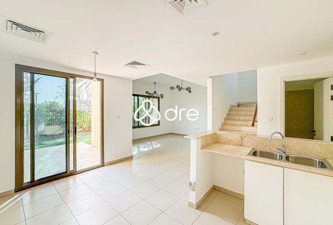 74248811 - صورة العقار 2