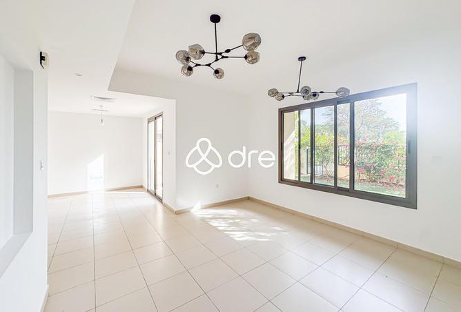 74248811 - الصورة الرئيسية للعقار