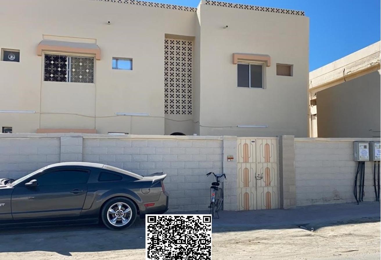 مبنى تجاري معروض للبيع في الرشيدية