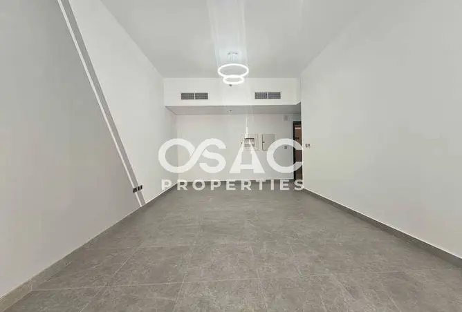 147793906 - Property Image 2