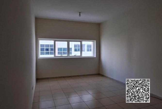 91801718 - Property Main Image