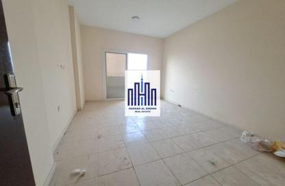 Apartment - 2 Bedrooms - 2 Bathrooms for rent in Muwailih Building - Muwaileh - Sharjah