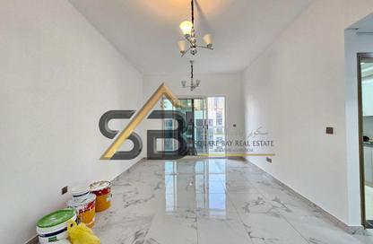Apartment - 1 Bedroom - 2 Bathrooms for rent in Jumeirah Garden City - Al Satwa - Dubai