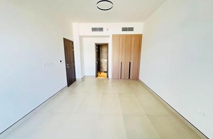 Apartment - 1 Bedroom - 2 Bathrooms for rent in OMAG Residences - Nad Al Sheba 1 - Nad Al Sheba - Dubai Apartment - 1 Bedroom - 2 Bathrooms for rent in OMAG Residences - Nad Al Sheba 1 - Nad Al Sheba - Dubai