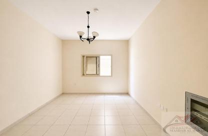 Apartment - 1 Bedroom - 2 Bathrooms for rent in Muwaileh 29 Building - Muwaileh - Sharjah