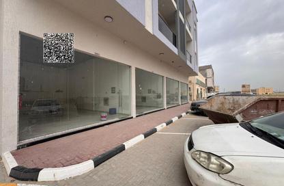 عمارة بالكامل - 8 غرف نوم - 8 حمامات للبيع في الجرف 2 - الجرف - عجمان وسط المدينة - عجمان