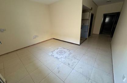 Apartment - Studio - 1 Bathroom for rent in Al Qulaya'ah - Al Sharq - Sharjah