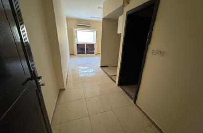 Apartment - Studio - 1 Bathroom for rent in Al Qulaya'ah - Al Sharq - Sharjah