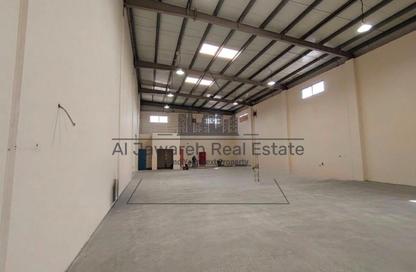 Warehouse - Studio - 4 Bathrooms for rent in Umm Dir - Umm Al Quwain