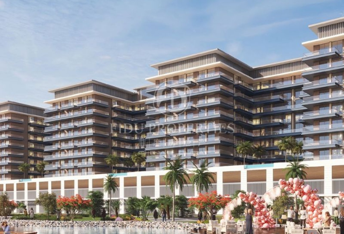 Waterfront Living | Motivated Seller | RESALE