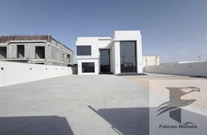 Villa - 5 Bedrooms - 6 Bathrooms for rent in Al Aweer 1 - Al Aweer - Dubai