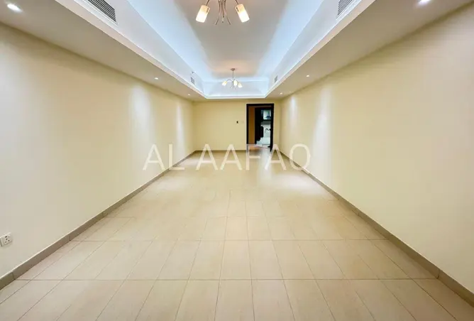 122001974 - Property Image 3
