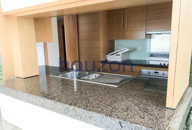 76984677 - Property Image 2