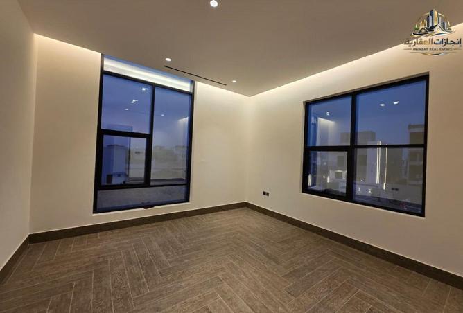 81521852 - Property Image 3