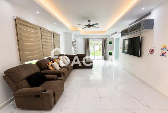 104258582 - Property Image 3