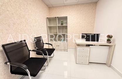 Office Space - Studio - 1 Bathroom for rent in Silver Home Building - Hor Al Anz - Deira - Dubai
