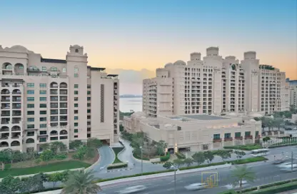 Penthouse - 4 Bedrooms - 5 Bathrooms for sale in Golden Mile 7 - Golden Mile - Palm Jumeirah - Dubai