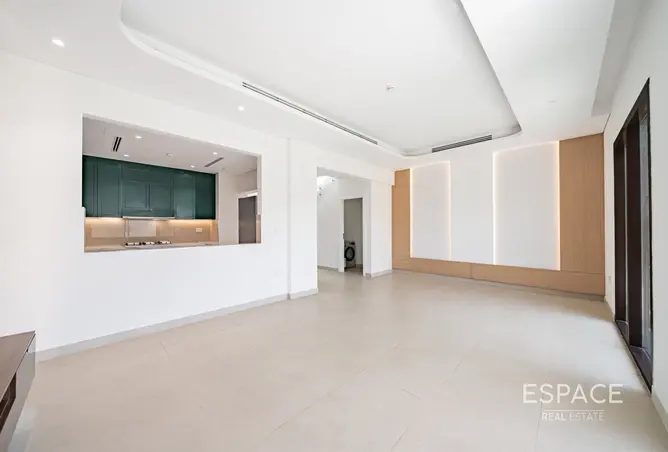 141892953 - Property Image 2