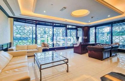 Office Space - Studio - 1 for rent in Emaar Square Building 2 - Emaar Square - Downtown Dubai - Dubai